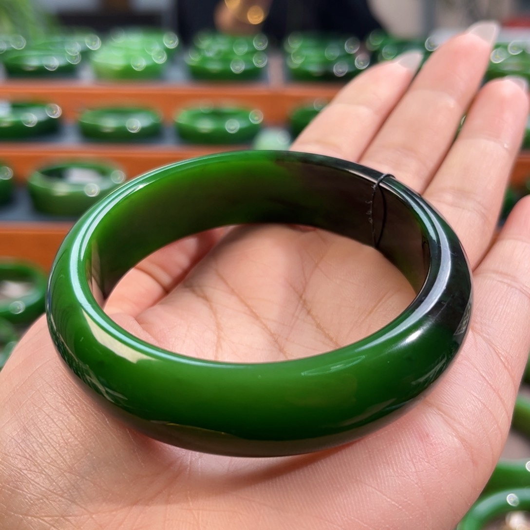 未镶嵌手镯和田玉5758