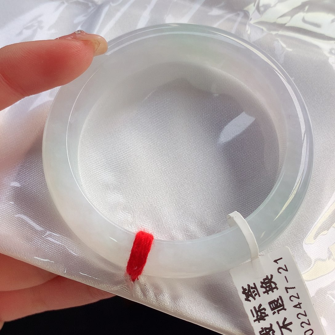 翡翠手镯未镶嵌天然翡翠52-53浅春彩底