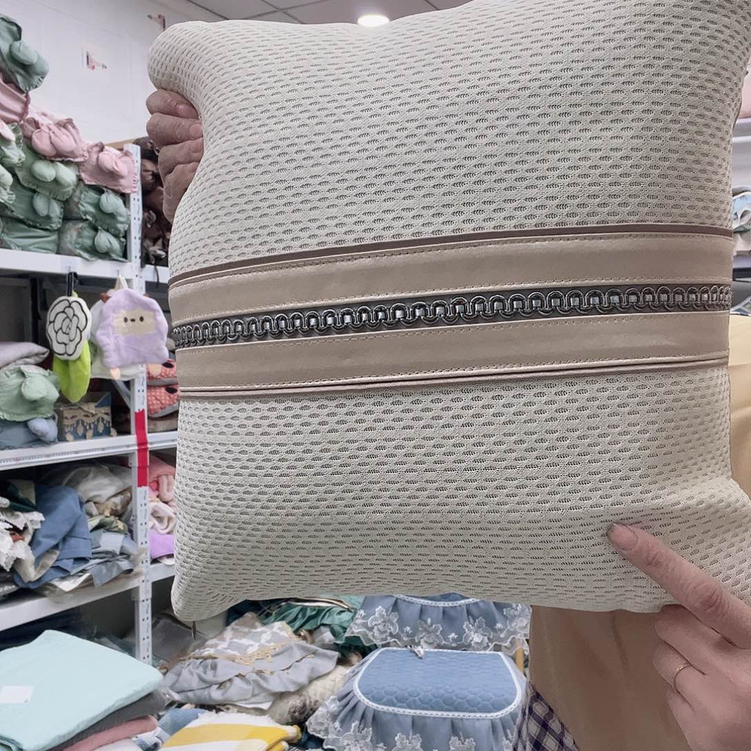 雪尼尔聚酯纤维快乐大本营在这里是什么