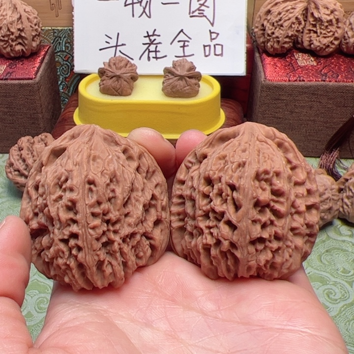 吊坠文玩核桃南疆石文玩核桃手把件