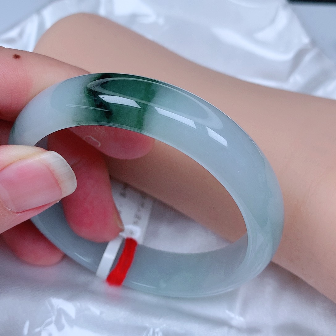 【闪购商品】翡翠手镯未镶嵌，55.5