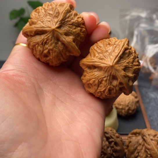 吊坠文玩核桃42三棱