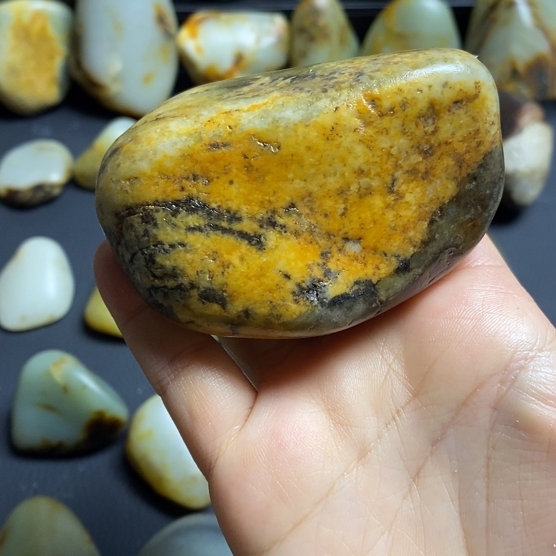 和田玉（糖玉）未镶嵌挂件