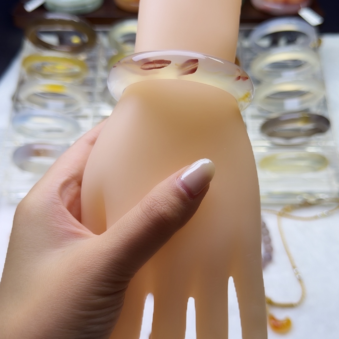 玛瑙/玉髓未镶嵌手镯