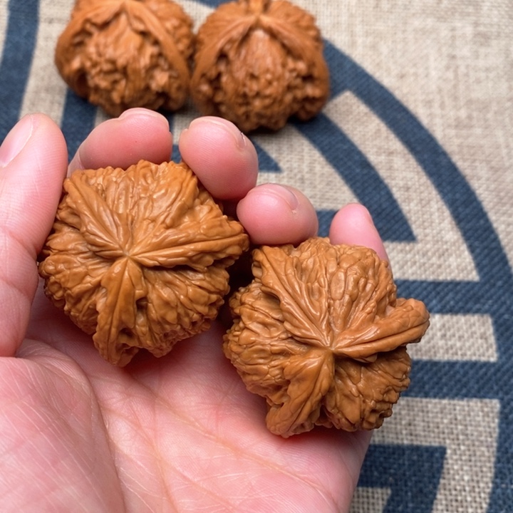 吊坠文玩核桃i****0