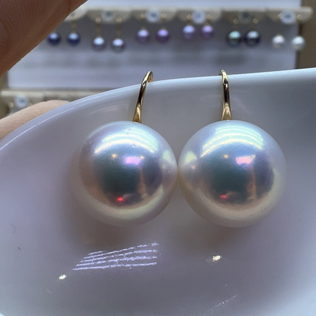 18K金镶嵌淡水珍珠耳饰