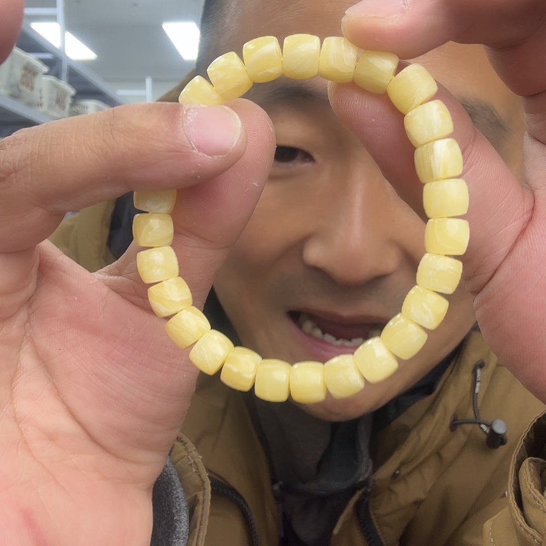 手串白玉菩提8直切牛