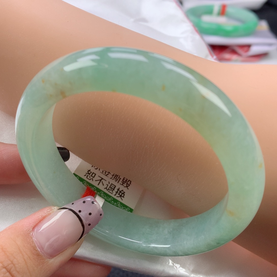 翡翠手镯未镶嵌56正