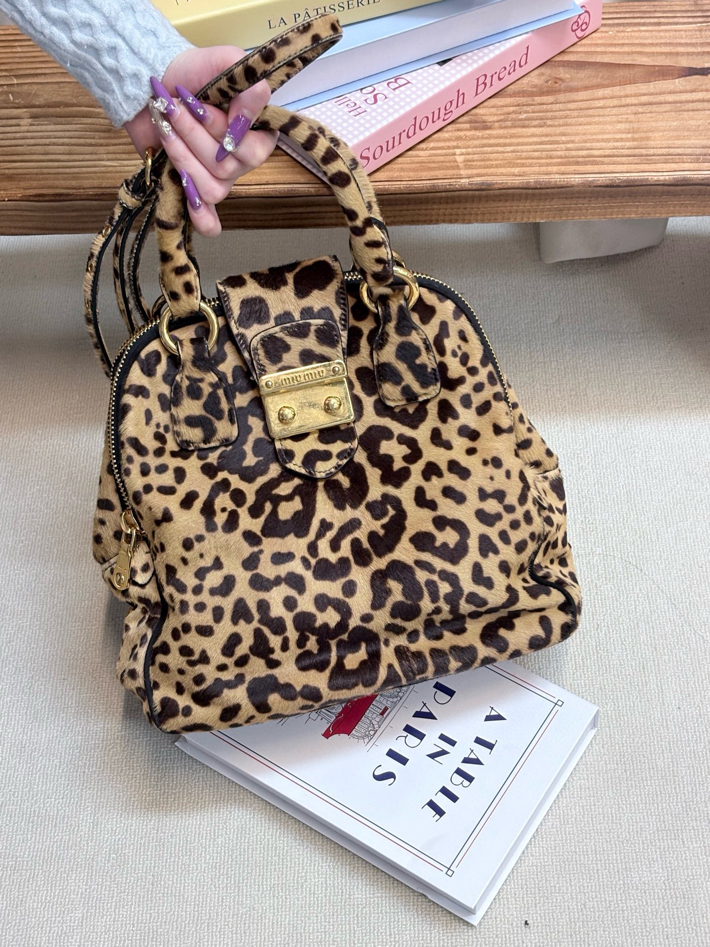95新 MIU MIU/缪缪 miumiu 焦糖豹纹手提斜挎包 (K)