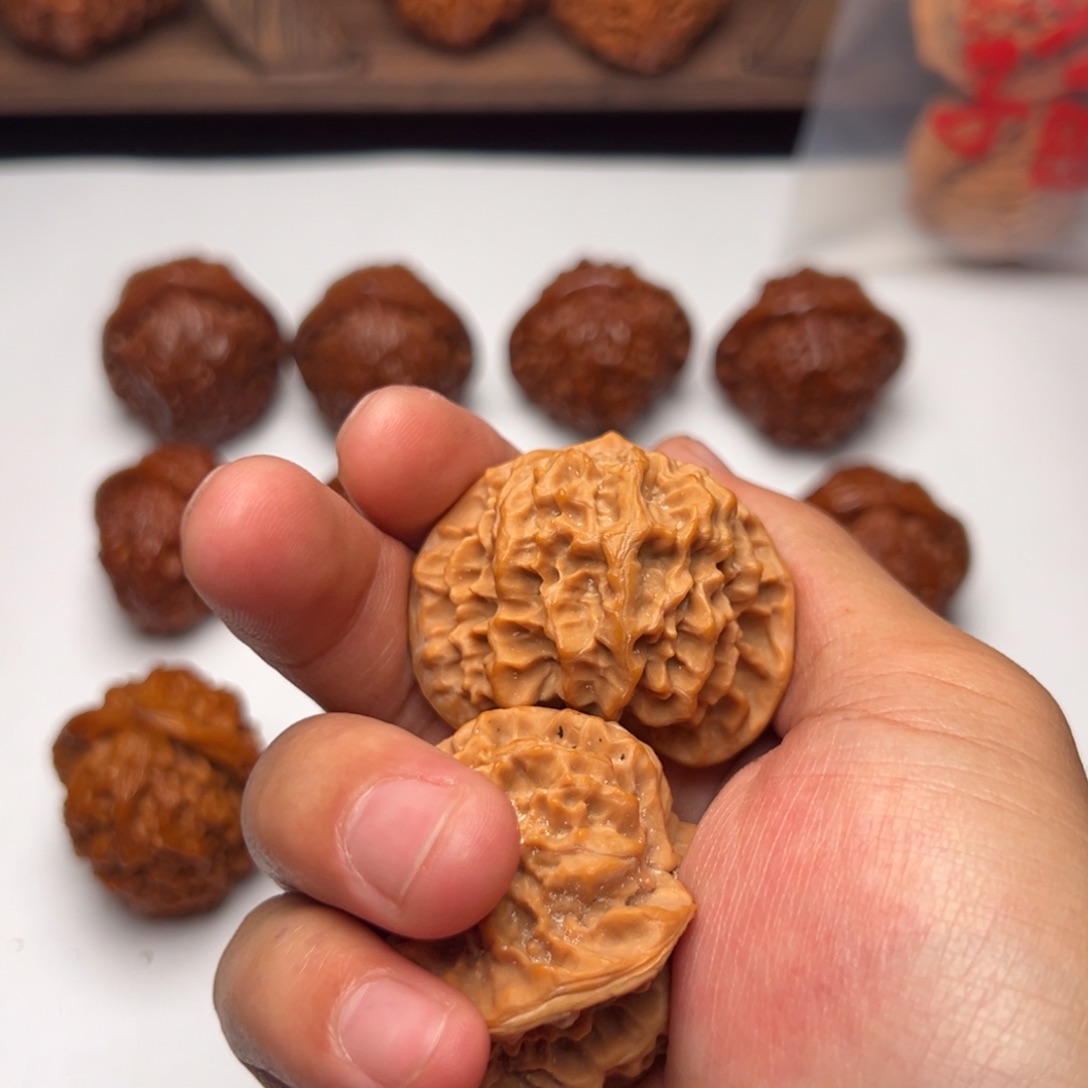 壮***雲文玩核桃吊坠京八对