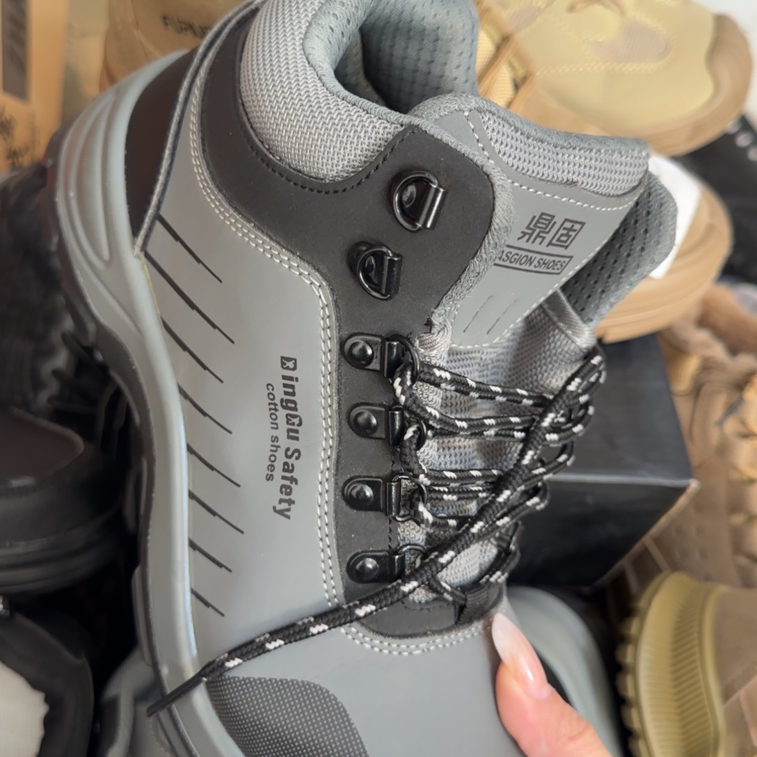 41码灰皮中高帮某固实心底