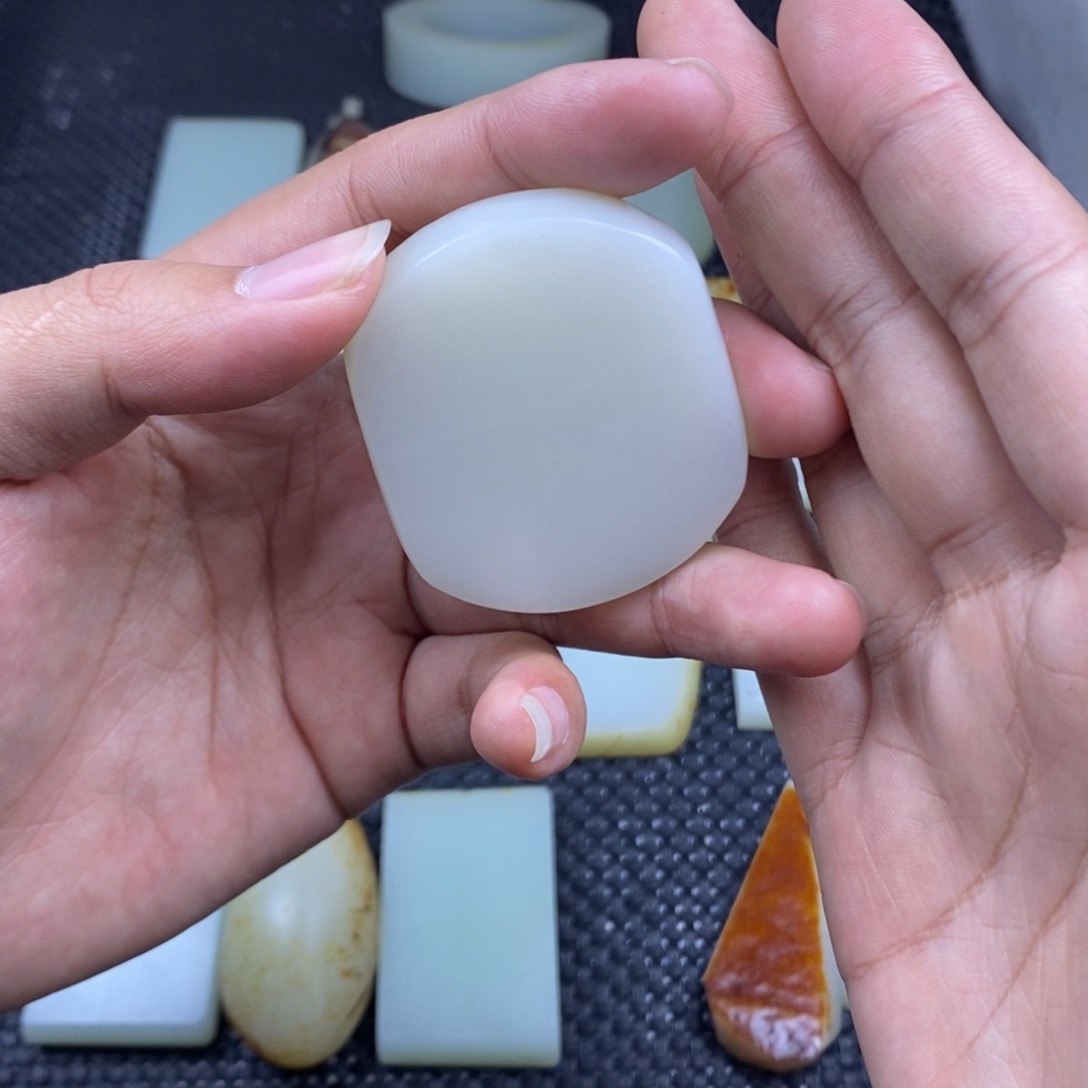 国***定制和田玉未镶嵌定制