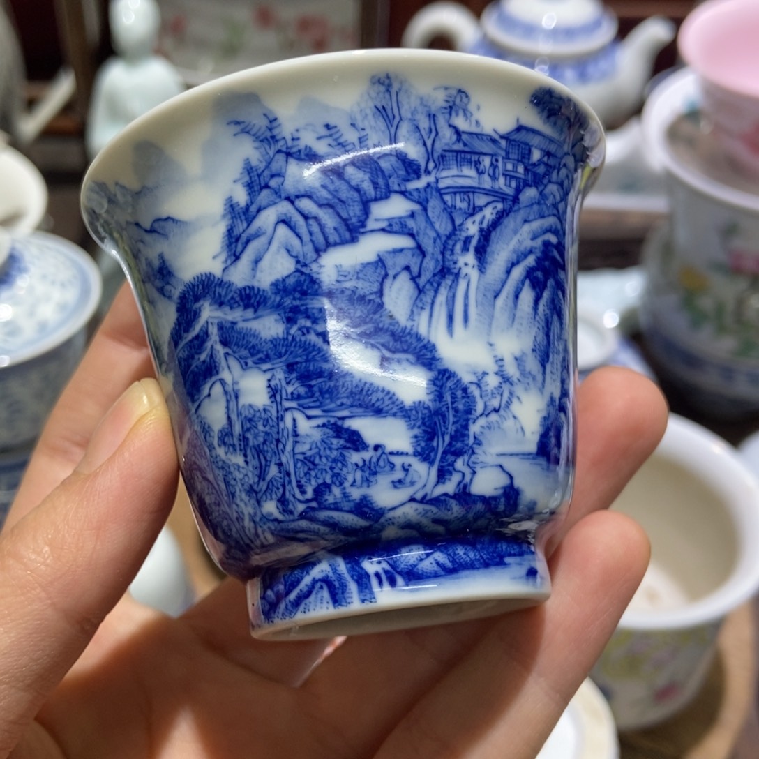 M***6陶瓷艺术品的制作
