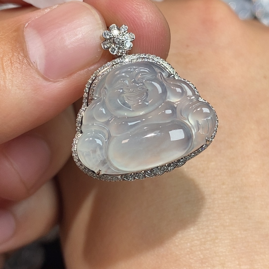 翡翠颈饰18K金镶嵌佛公