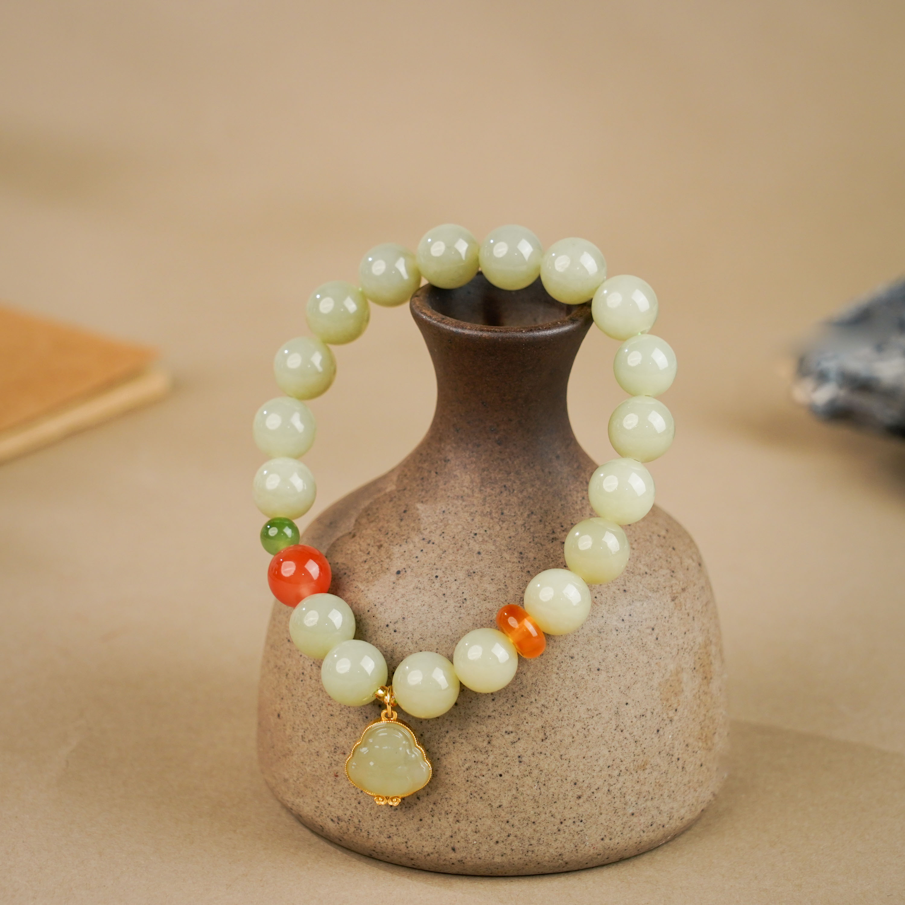 《抖音基地质检发货》和田玉+玛瑙+琥珀手串ZM13