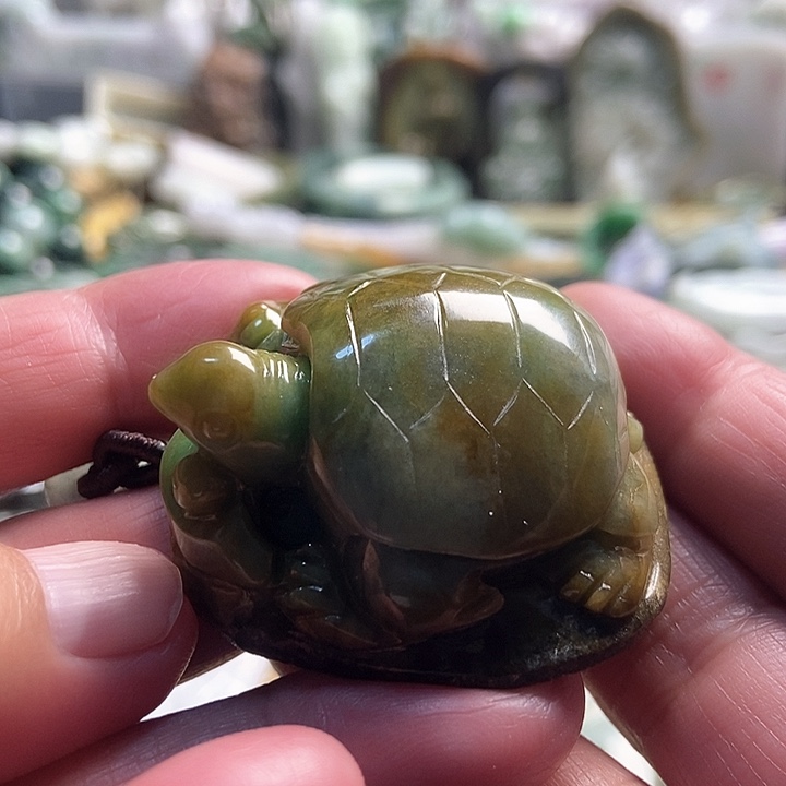 翡翠吊坠(不含链)未镶嵌粉**生