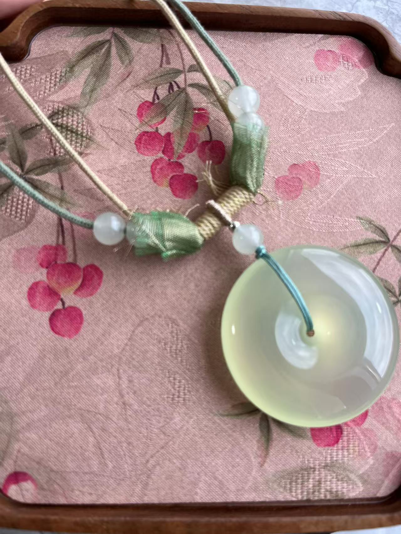 岫玉冰底，平安扣，平安富贵