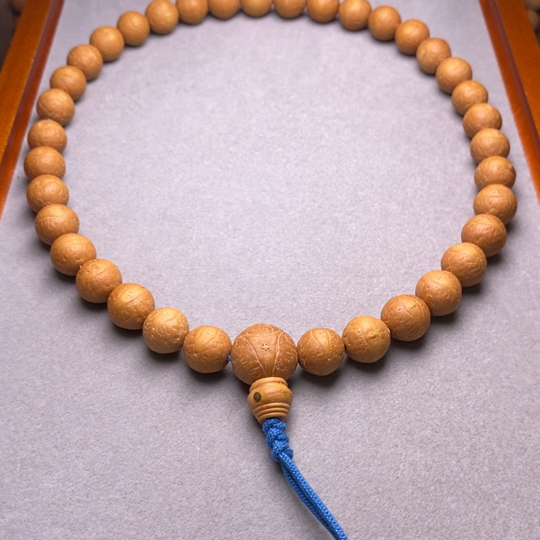 凤眼菩提吊坠12.5手持36颗