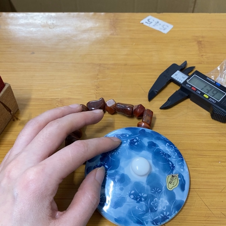 摆件中古工艺品一个