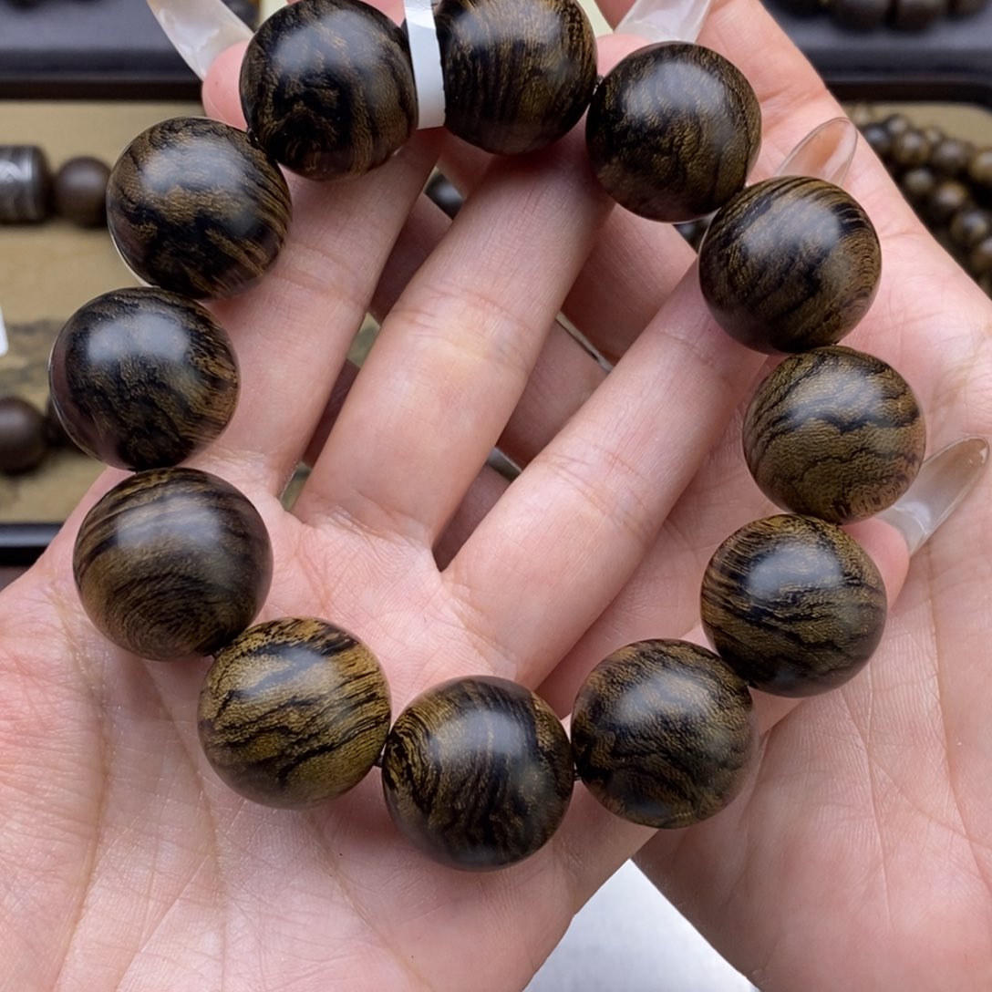 沉香手串象*越南芽庄白棋瘤疤2.0