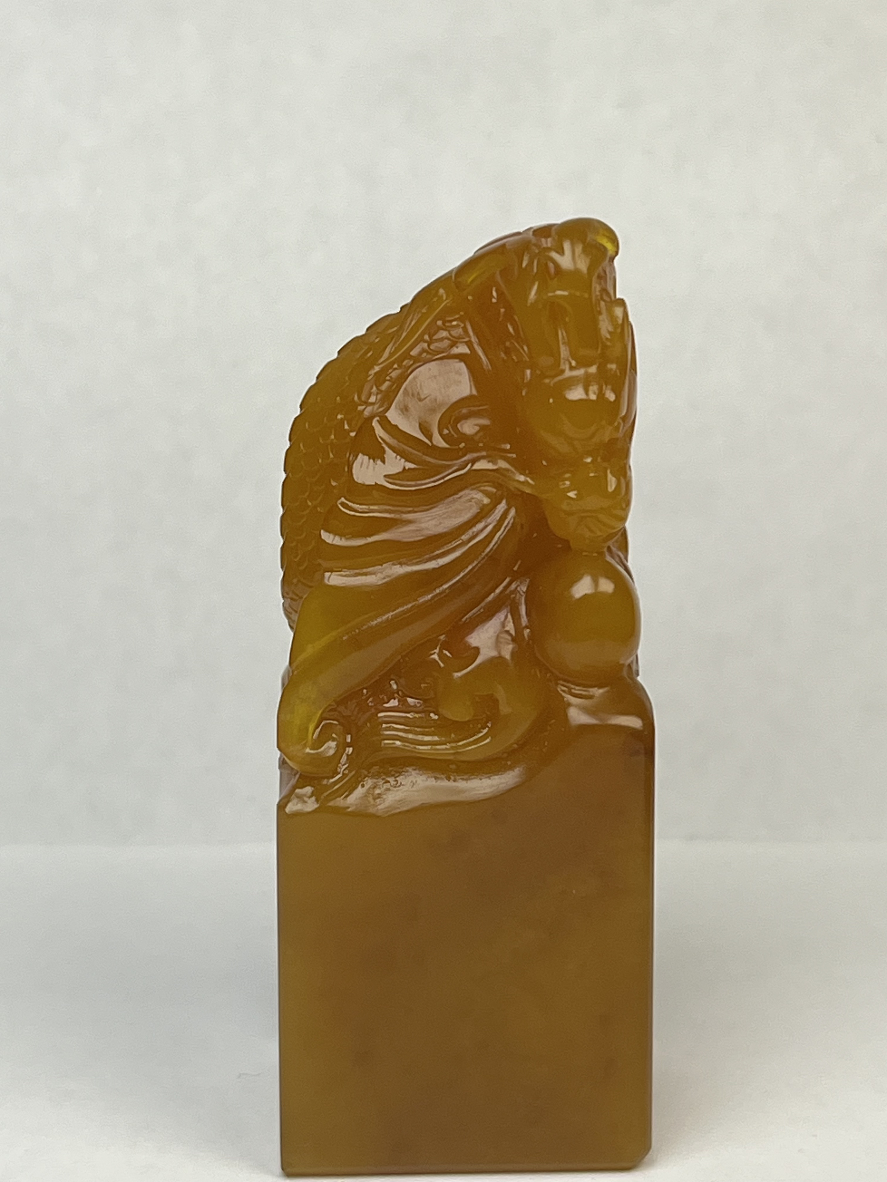 老性田黄石印章黄金黄肉质结晶干净满丝鳌龙印章62.3g6.3-2.5-2cm