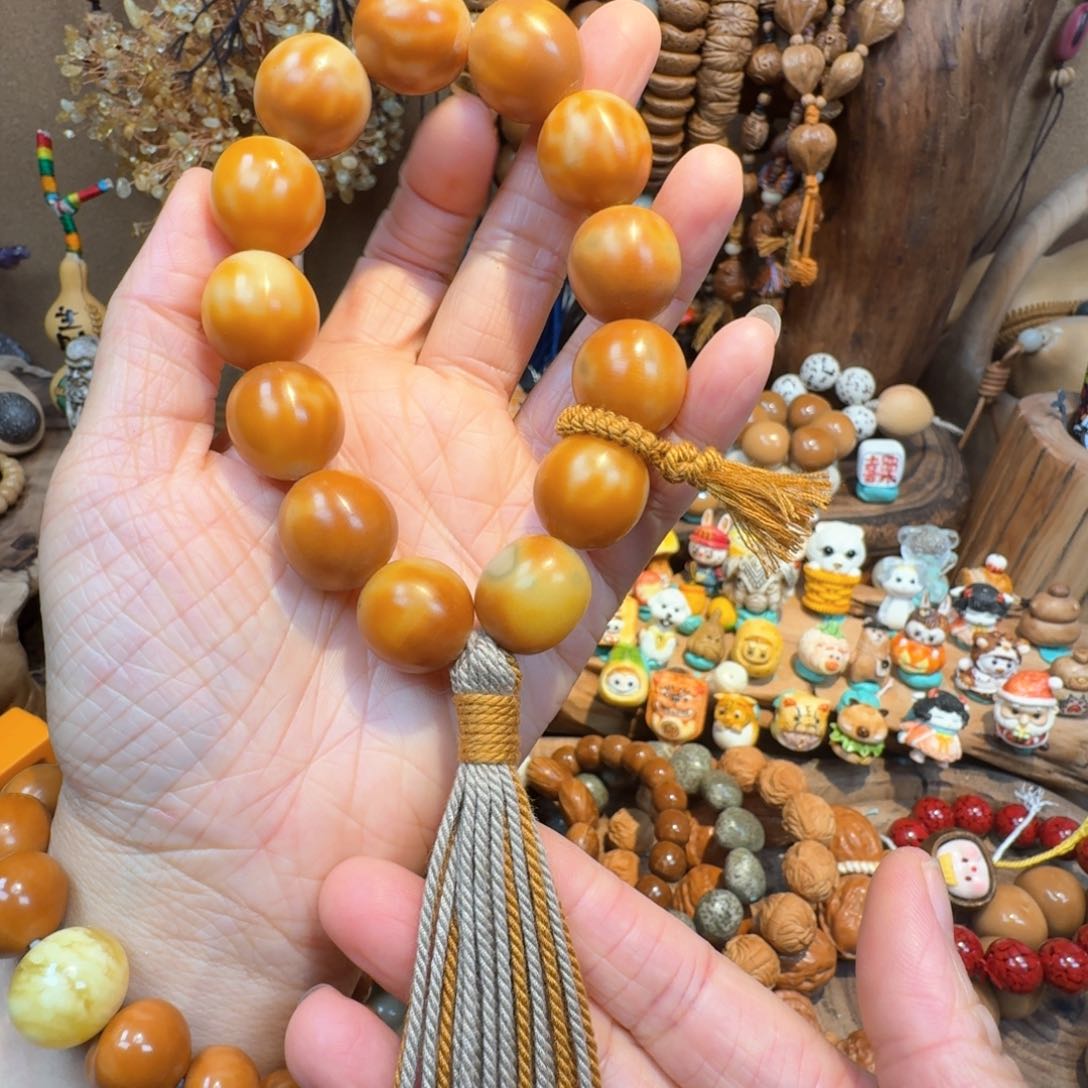 白玉菩提吊坠菩提树