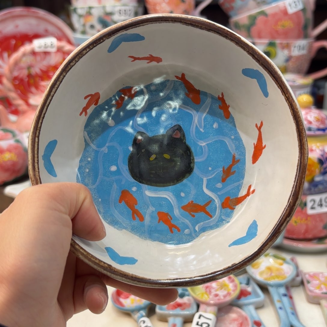 瓷片兔兔好漂亮de e o o o w w w