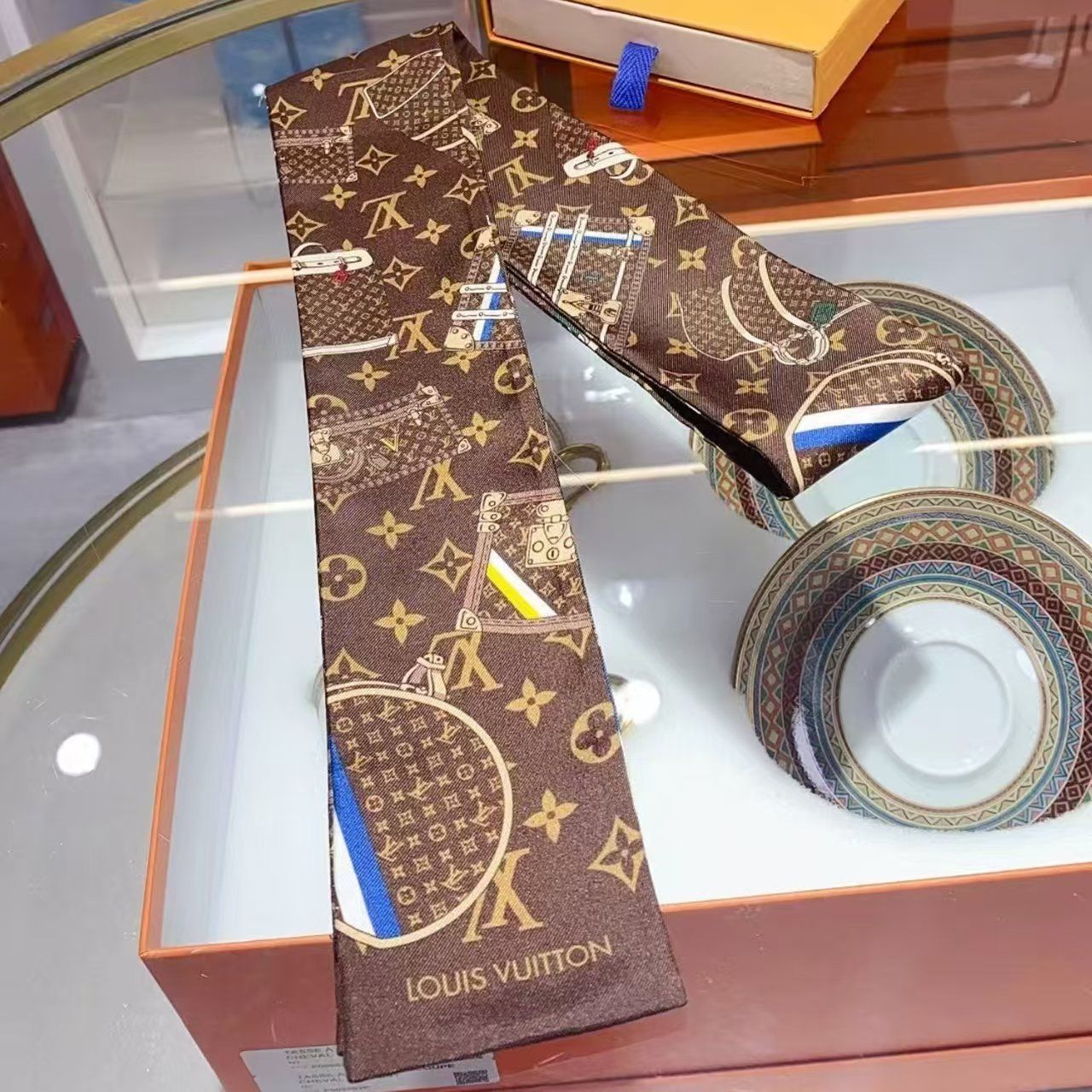 99新 LouisVuitton/路易威登 海囤 LV120*8/nu18476丝巾