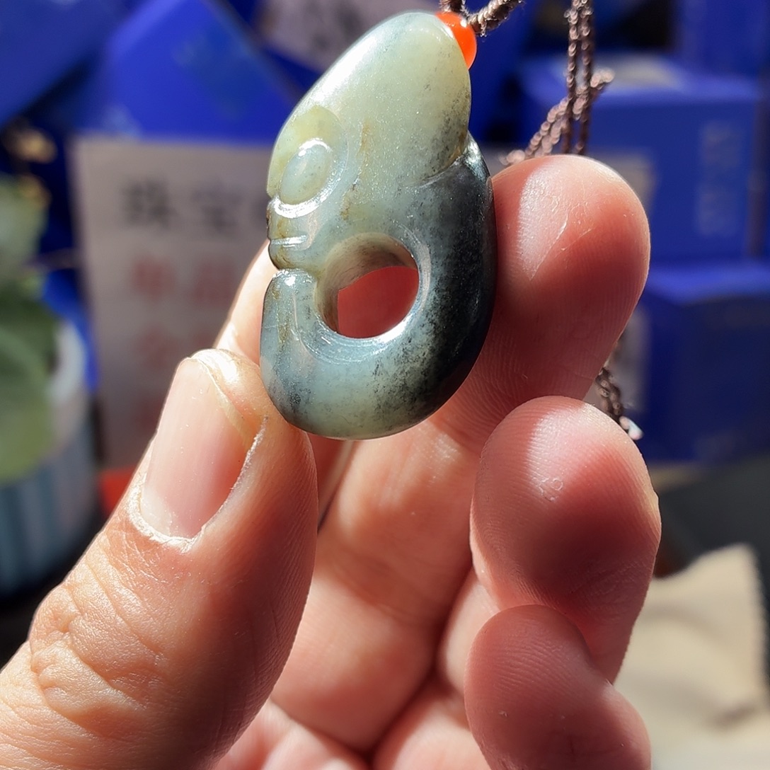 和田玉（糖玉）未镶嵌颈饰