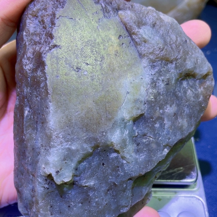 未镶嵌和田玉（糖玉）珠宝半成品