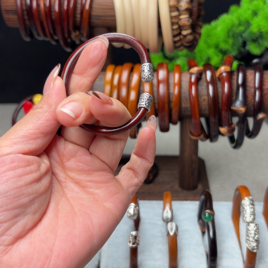 清****木质非金属鸡血藤手镯