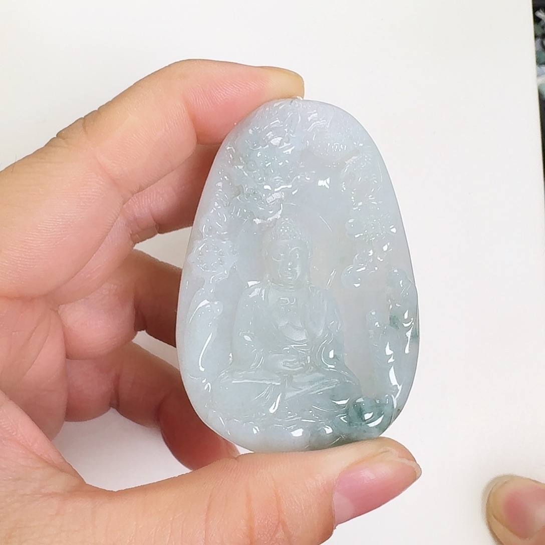 翡翠颈饰未镶嵌阿弥