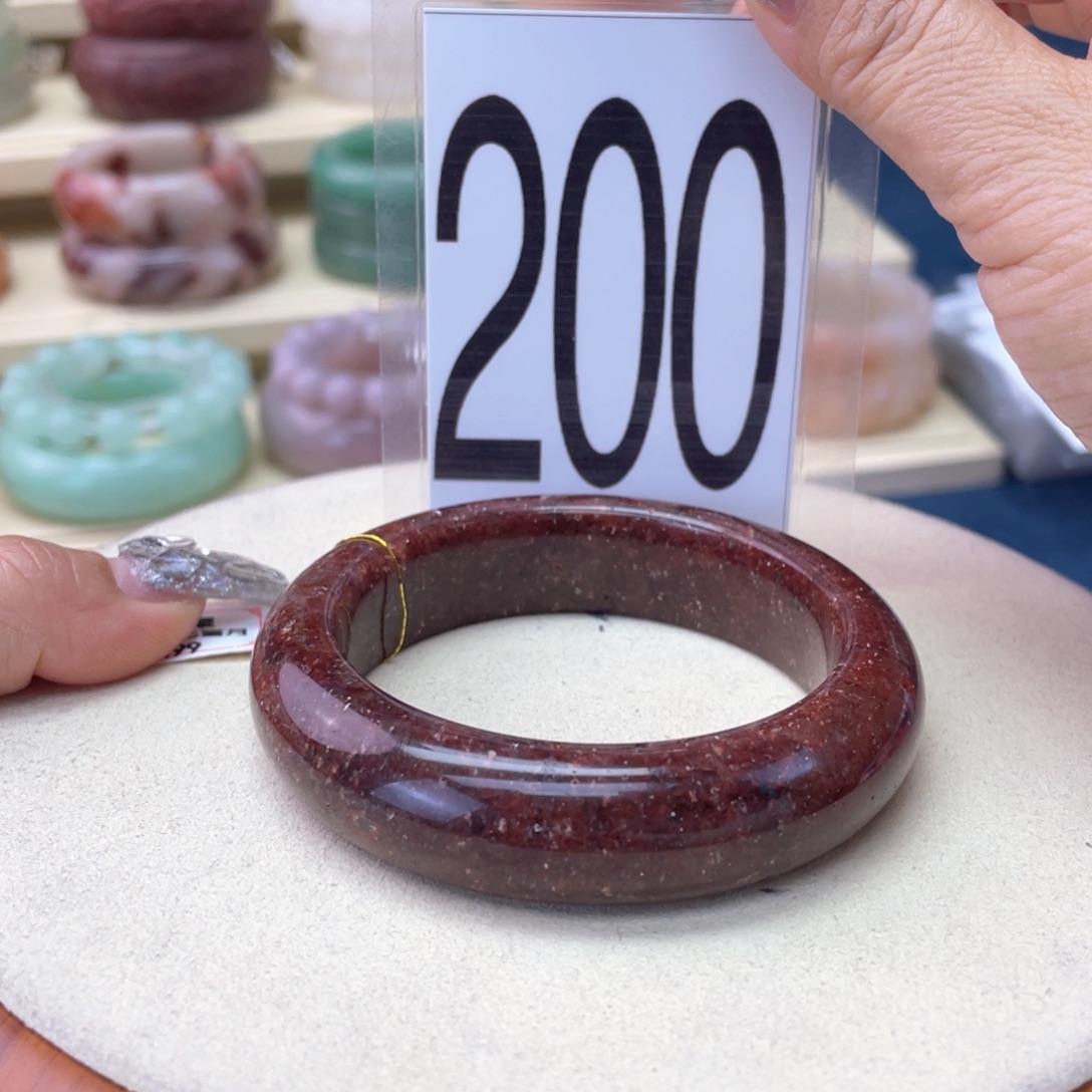 石英质玉未镶嵌手镯