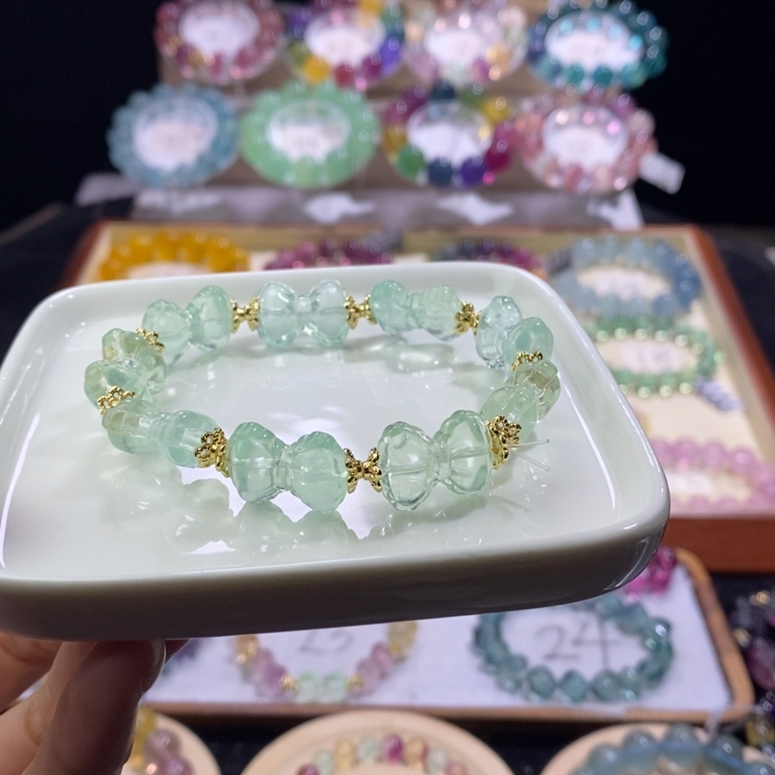 手链未镶嵌萤石曼波绿蝴蝶手串