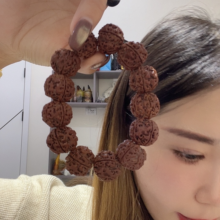 射灵扣子福利送绳子