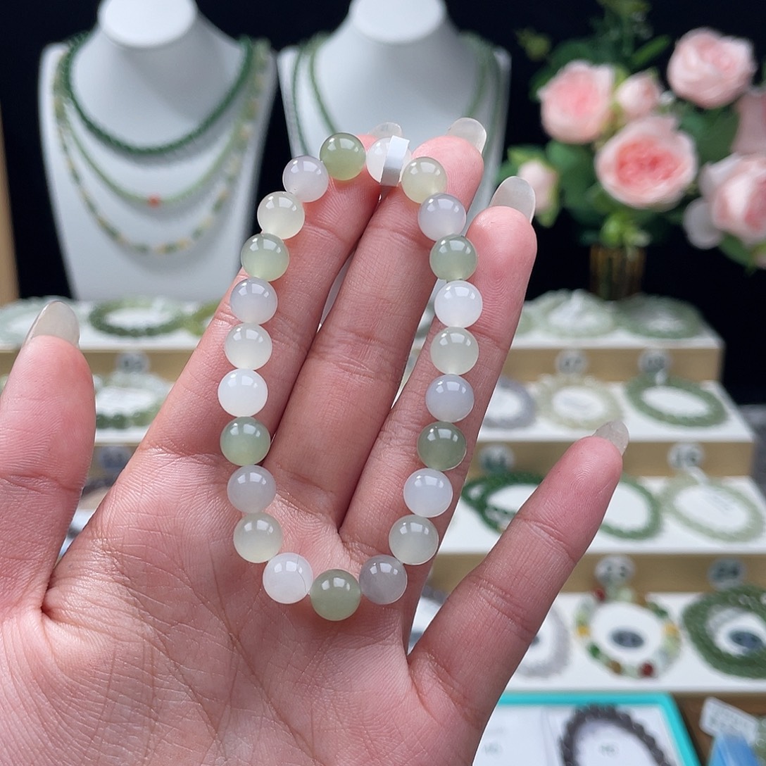 青***没和田玉未镶嵌手链