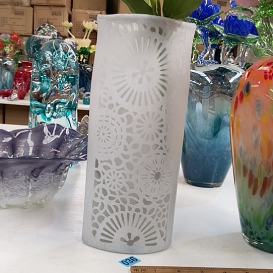 花瓶高35厘米口径14厘米