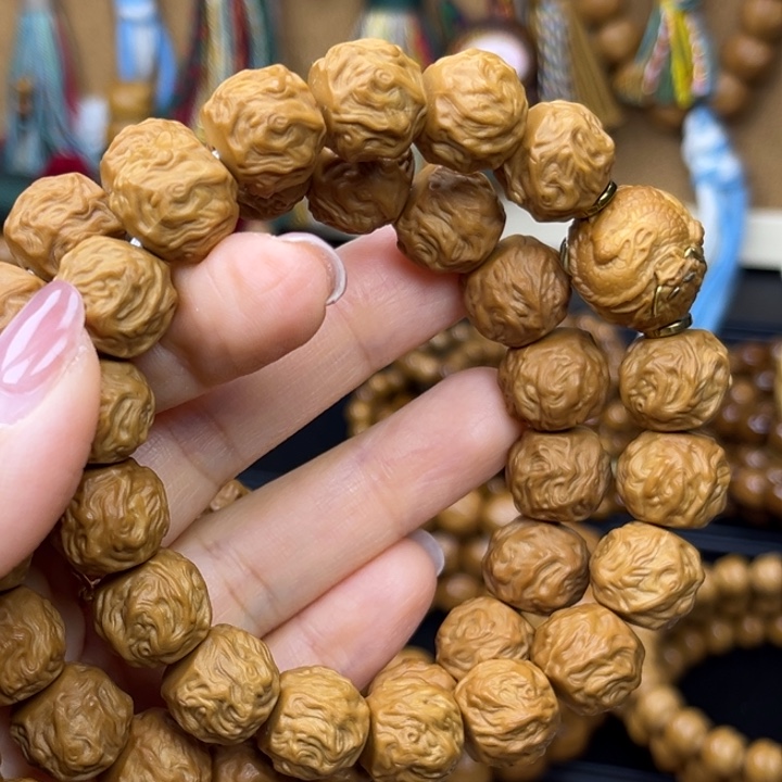 猴头核桃吊坠龙蛇之变双龙标