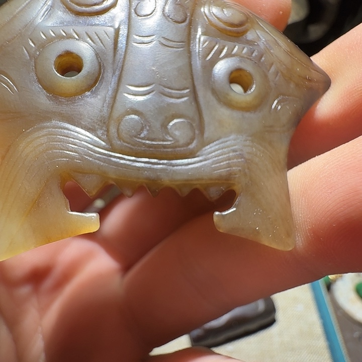 爱***肉和田玉（糖玉）未镶嵌挂件