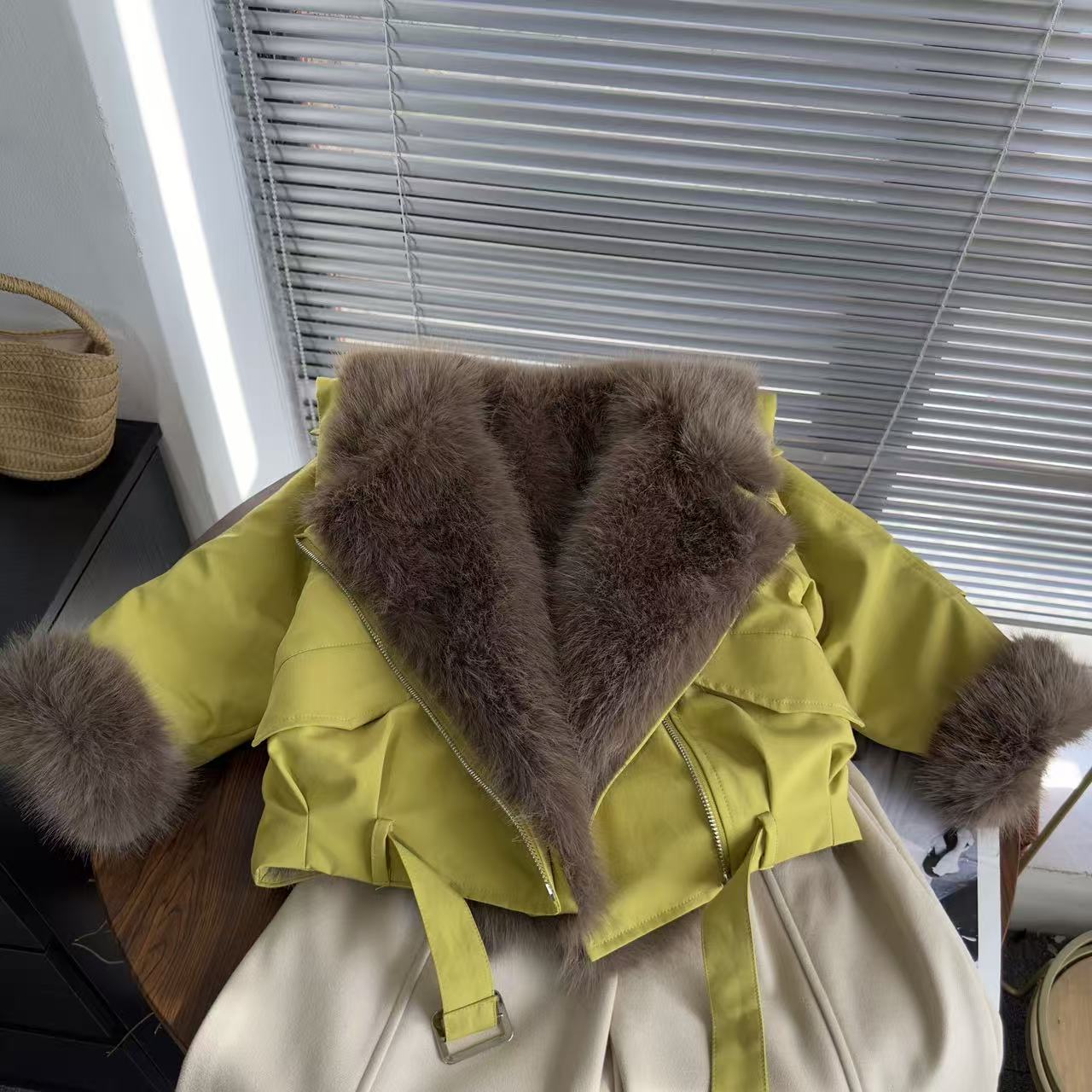 女童冬季毛毛外套加绒加厚2026冬季新款洋气时尚韩版夹克25458