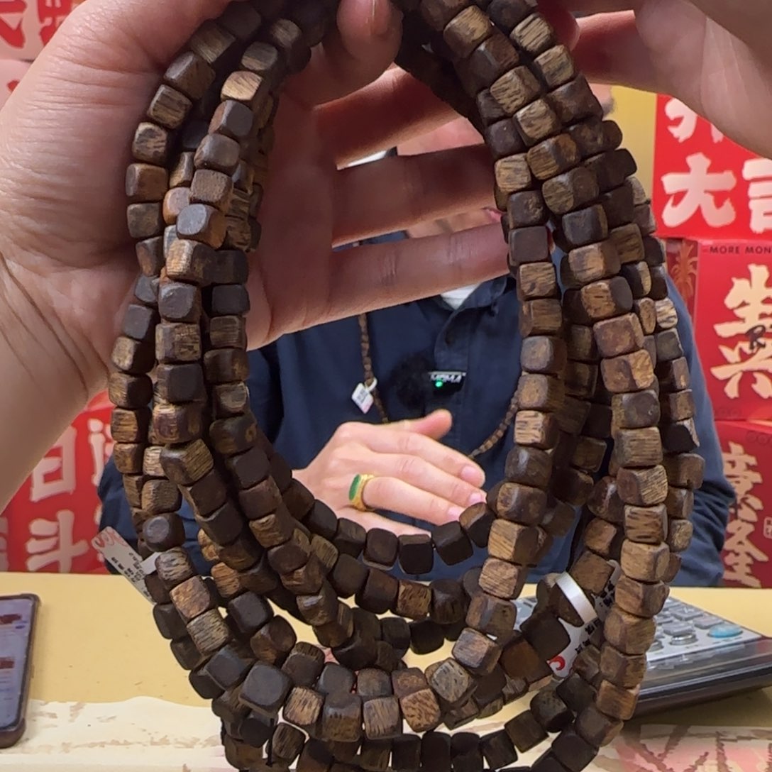 沉香手串白棋方珠多样性发货1条29克