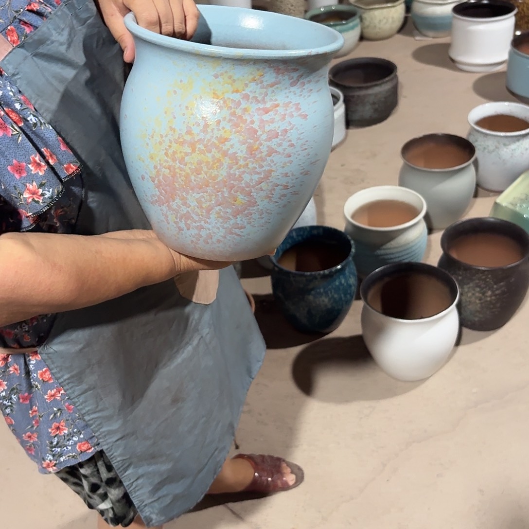紫砂花盆口21高23一个