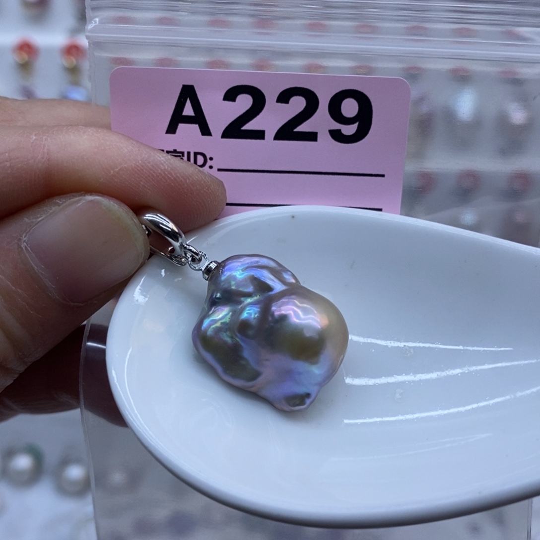 颈饰淡水珍珠未镶嵌