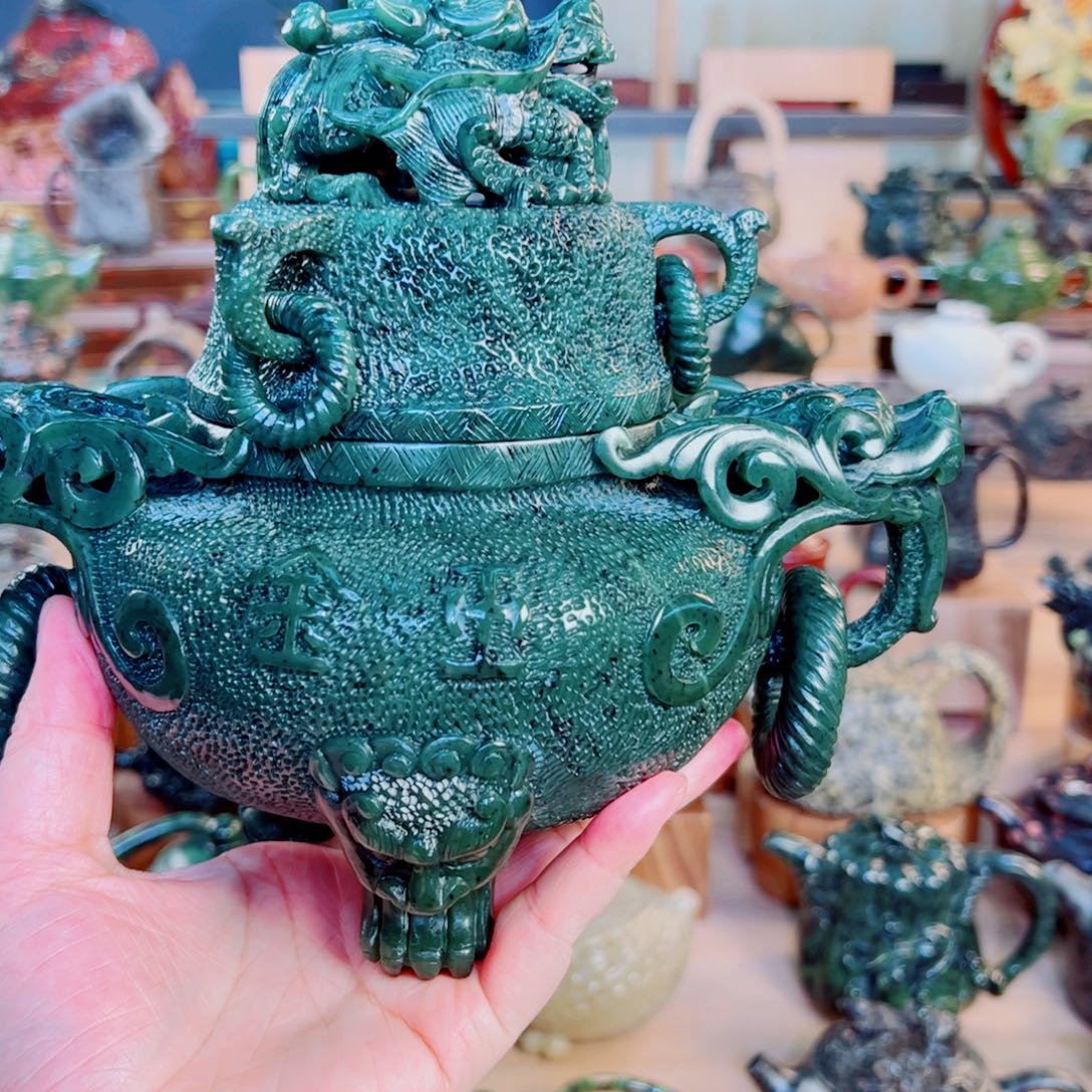 哼***哼天然石材手工雕刻