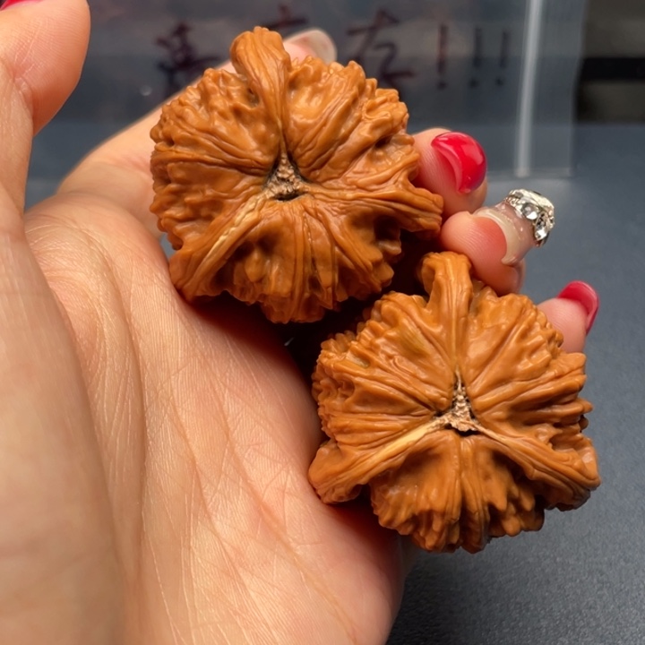 初***十吊坠文玩核桃白狮子