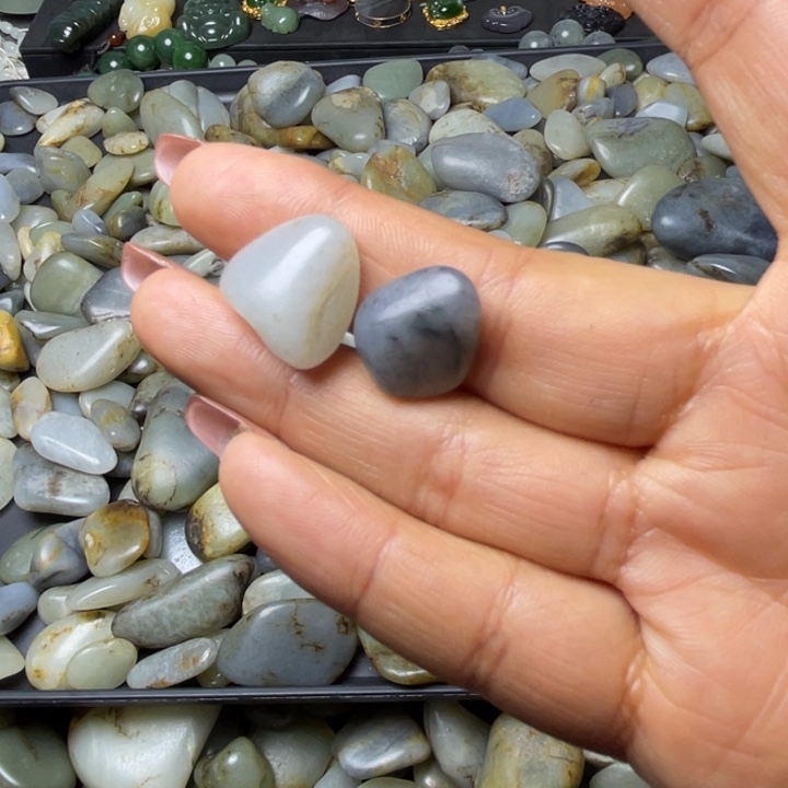 和田玉未镶嵌珠宝半成品