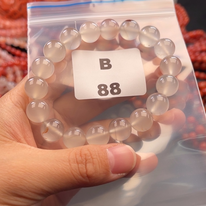 南红玛瑙未镶嵌多样性发货默认微瑕称重11mm