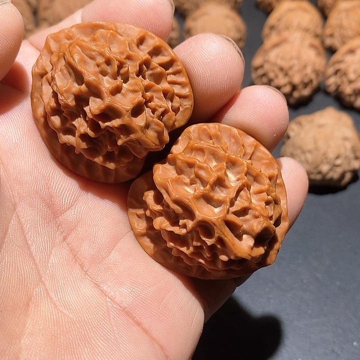 吊坠文玩核桃别*龙鳞