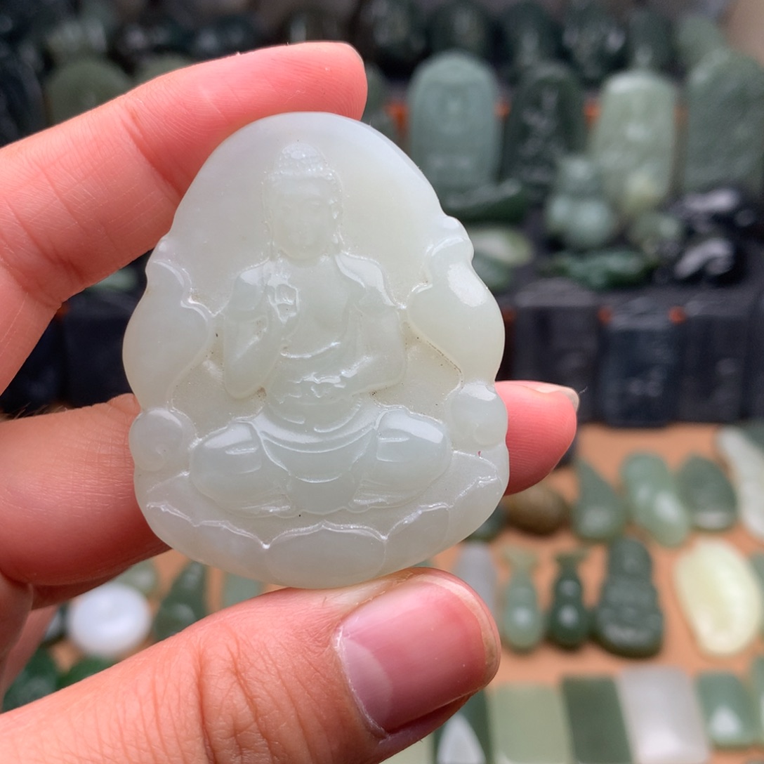 和田玉未镶嵌颈饰挂件101