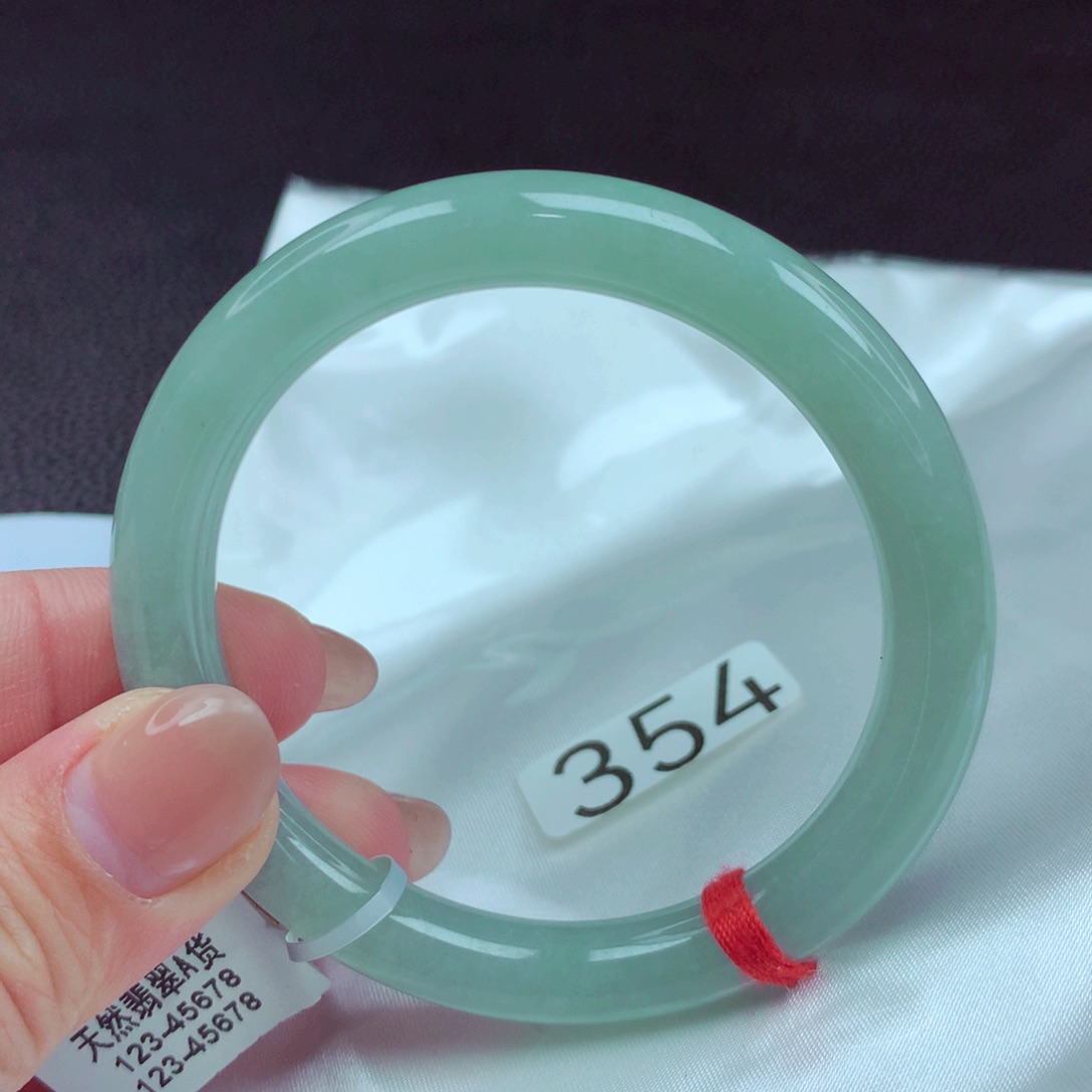 翡翠手镯未镶嵌手镯88